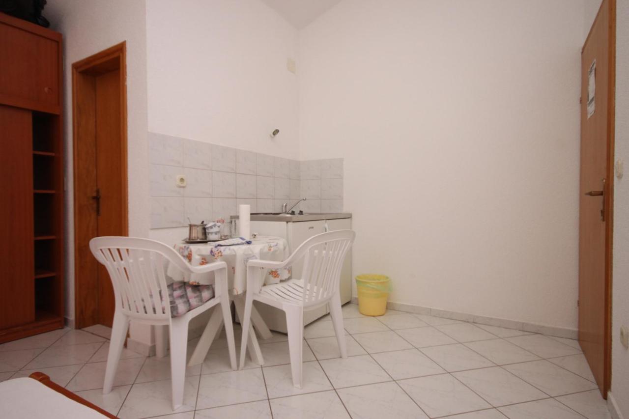 Apartments By The Sea Podaca, Makarska - 6745 المظهر الخارجي الصورة